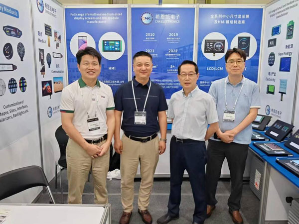 محصولات نمایش CNK با موفقیت در نمایشگاه نمایش K-Display 2024 کره نمایش داده شد