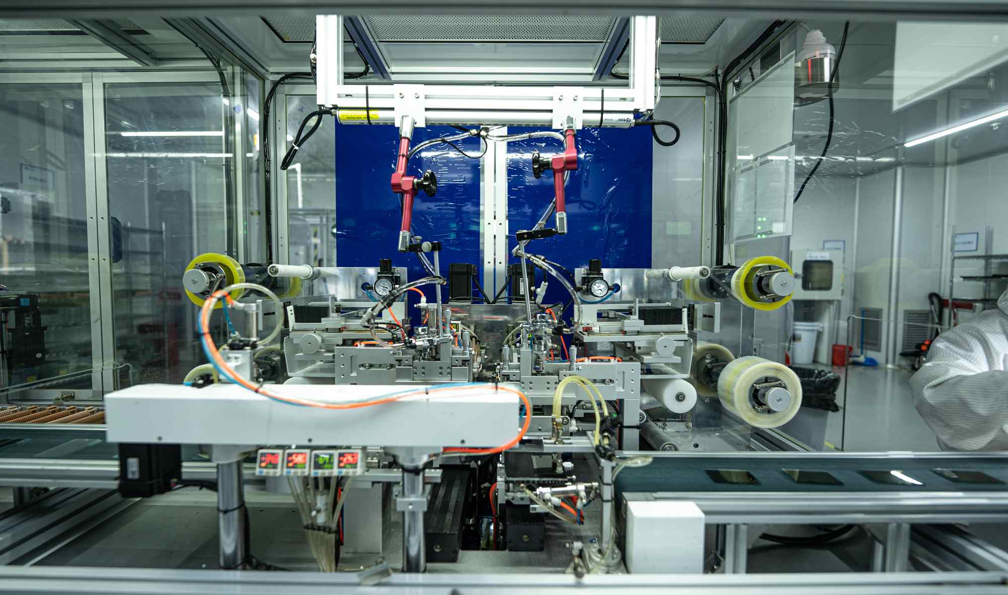 تراز دقیق و مونتاژ سلول: تجزیه و تحلیل فرآیندهای پوشش PI و مالش در تولید LCD